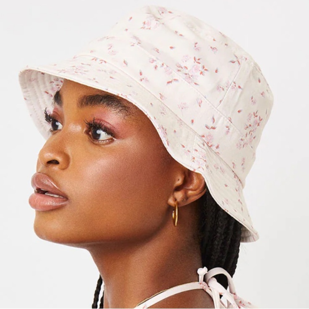 Frankie’s Bikinis Jax Pink Floral Bucket Hat